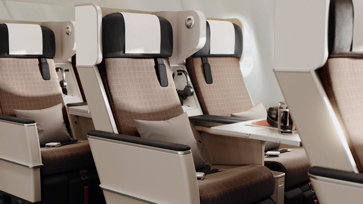 SWISS Premium Economy seats showing seat details